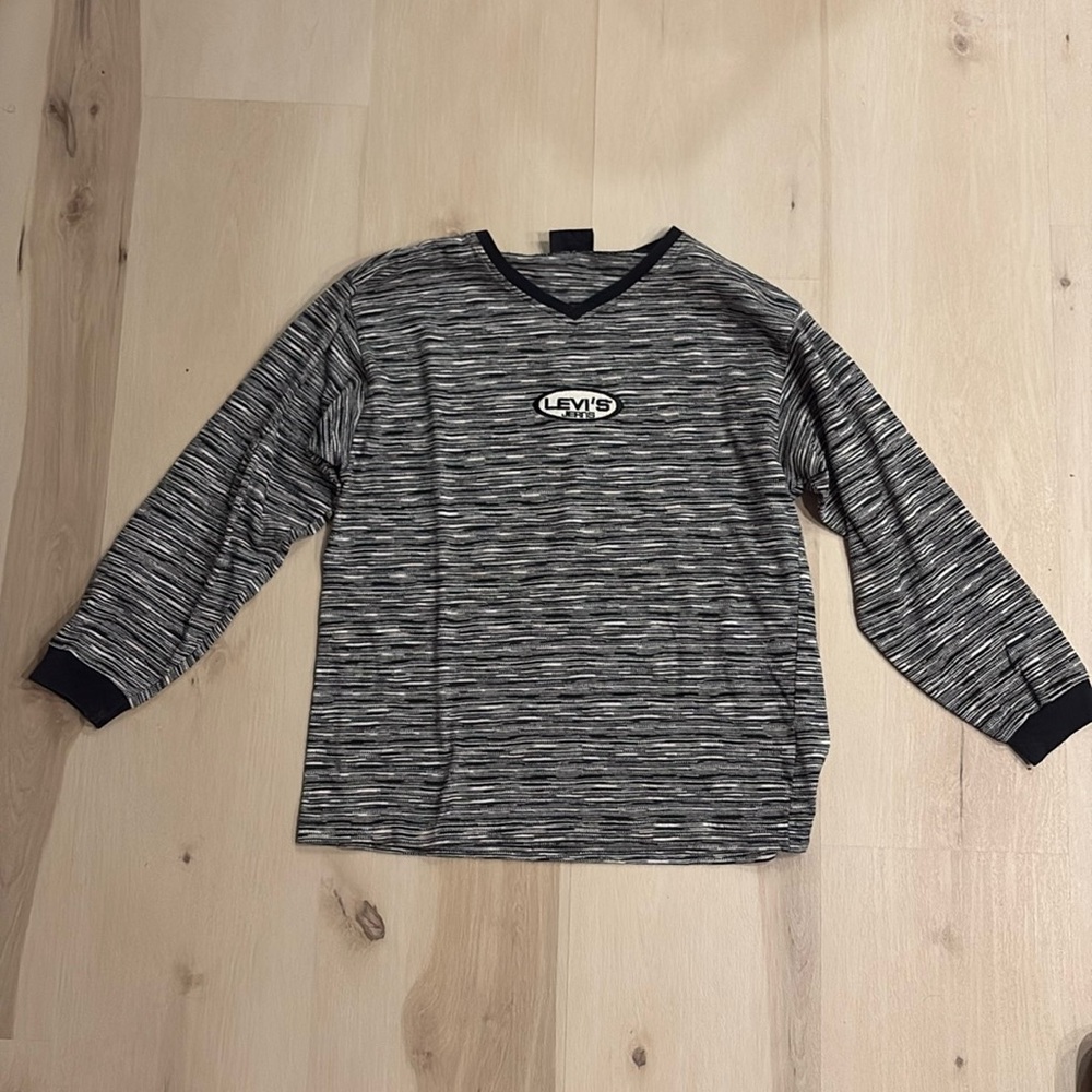 Vintage Levi’s long sleeve tee size s rare